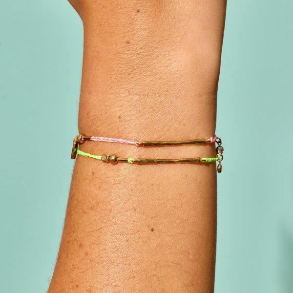 La Rosa Gold Dainty Bracelet - Image 3