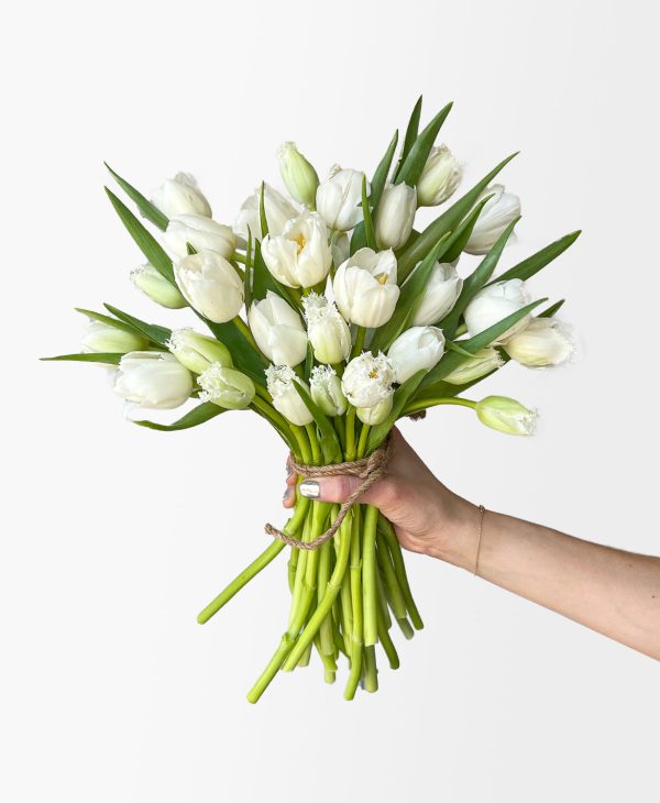 All-white, all-white, all-white (30 Stems)