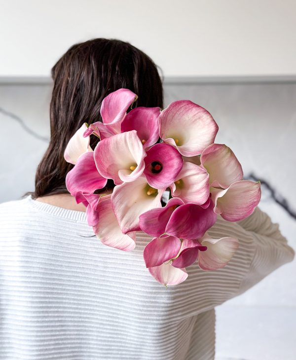 Calla On Me (20 Stems) - Image 6