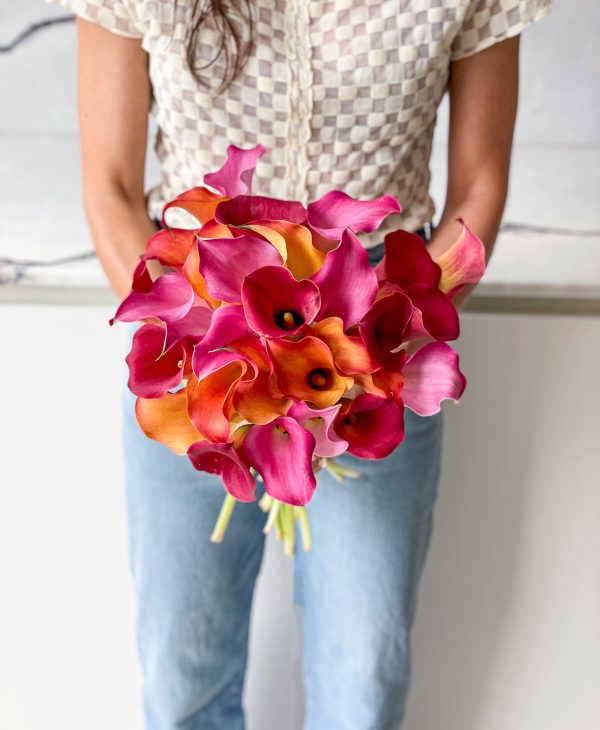 Calla the Shots (30 Stems) - Image 10