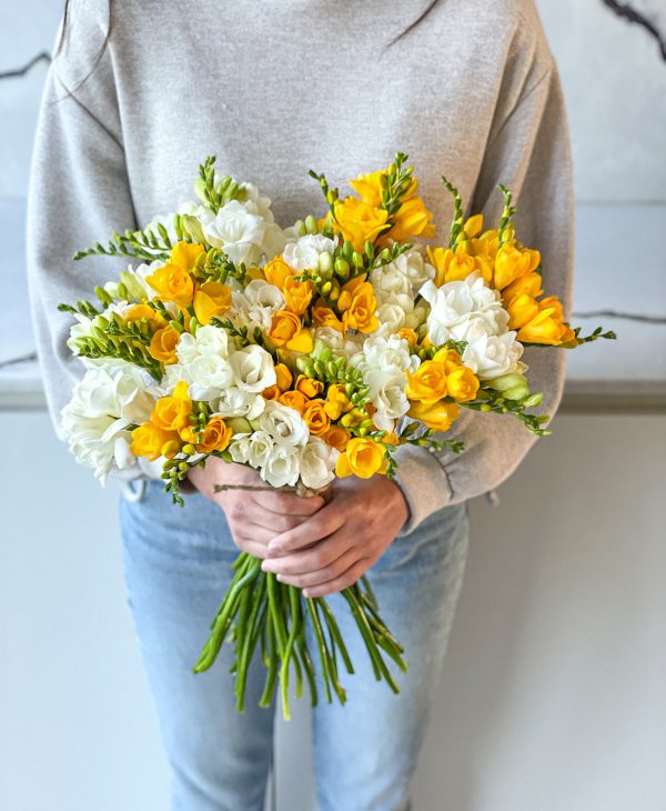 Be a Pineapple Freesia (40 stems, 80+ blooms) - Image 4