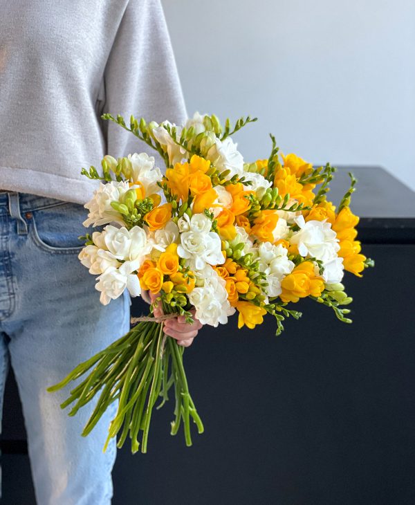 Be a Pineapple Freesia (40 stems, 80+ blooms) - Image 6