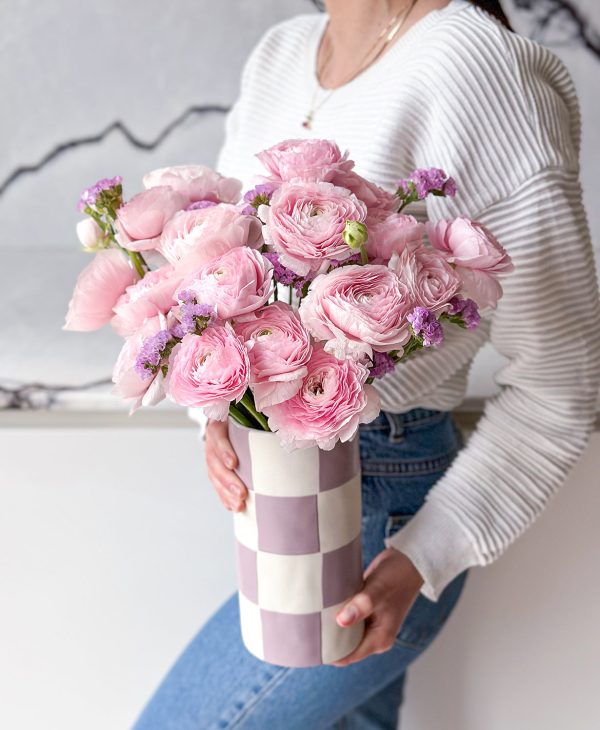 Bubble Gum Ranunculus (18+ stems) - Image 5