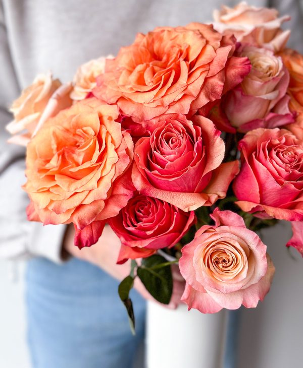 Apple Orchard Roses (16 stems) - Image 5